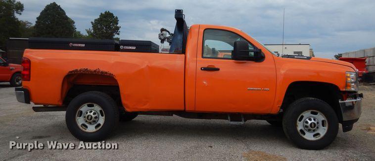 image for item DM3155 2012 Chevrolet Silverado 2500HD  pickup truck