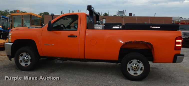 image for item DM3155 2012 Chevrolet Silverado 2500HD  pickup truck