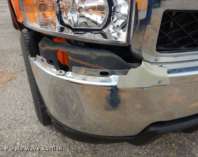 image for item DM3155 2012 Chevrolet Silverado 2500HD  pickup truck