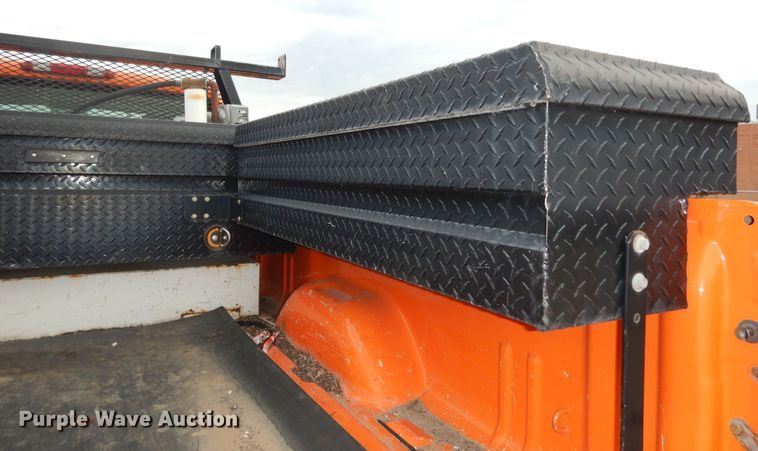 image for item DM3155 2012 Chevrolet Silverado 2500HD  pickup truck