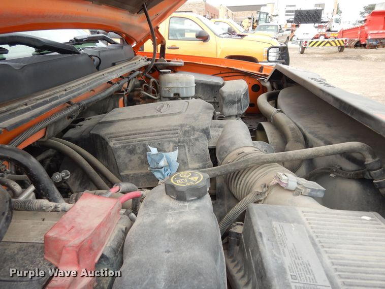 image for item DM3155 2012 Chevrolet Silverado 2500HD  pickup truck