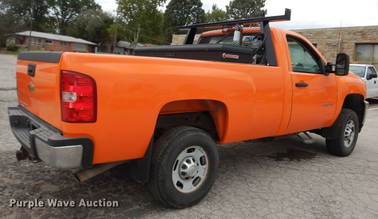 image for item DM3156 2012 Chevrolet Silverado 2500HD  pickup truck