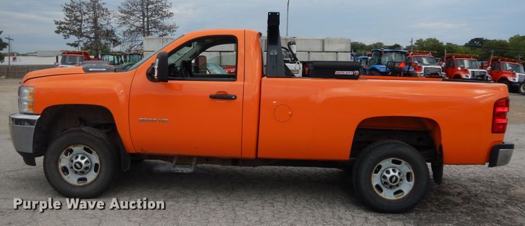 image for item DM3156 2012 Chevrolet Silverado 2500HD  pickup truck