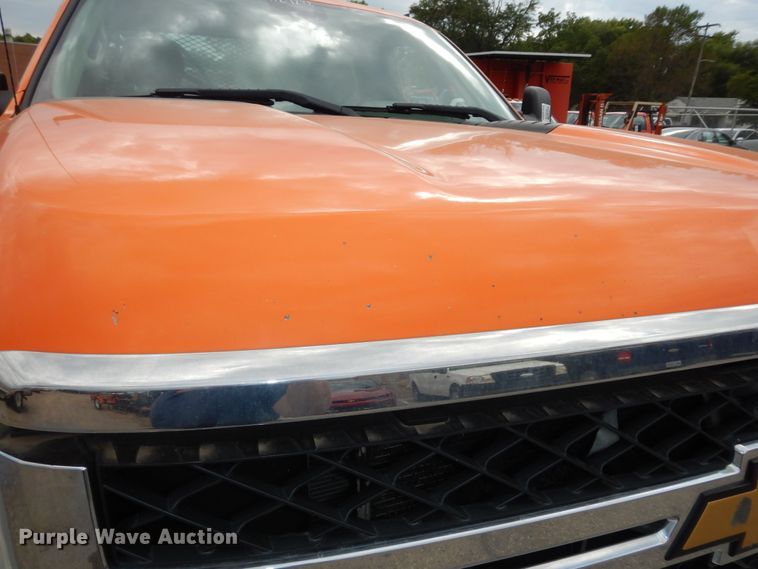 image for item DM3156 2012 Chevrolet Silverado 2500HD  pickup truck