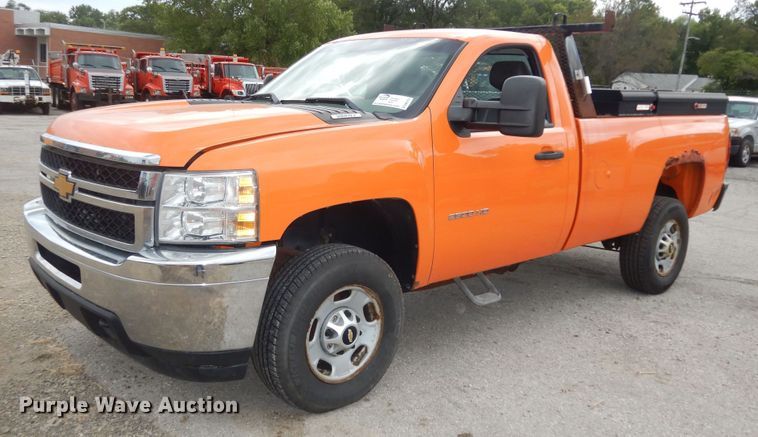 image for item DM3157 2012 Chevrolet Silverado 2500HD  pickup truck