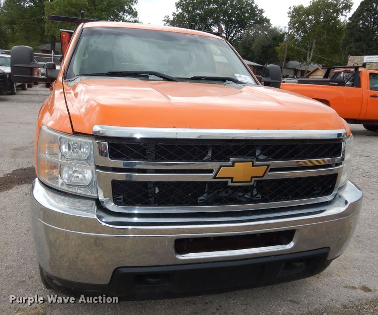 image for item DM3157 2012 Chevrolet Silverado 2500HD  pickup truck
