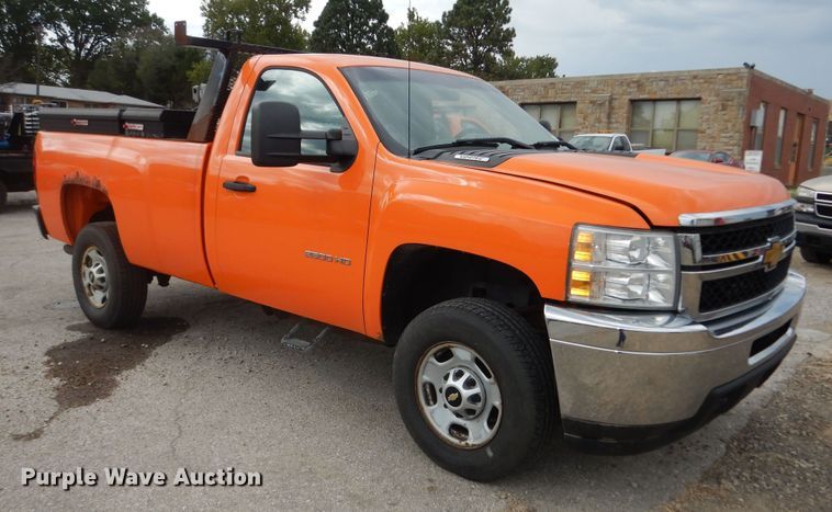 image for item DM3157 2012 Chevrolet Silverado 2500HD  pickup truck