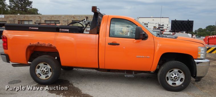 image for item DM3157 2012 Chevrolet Silverado 2500HD  pickup truck