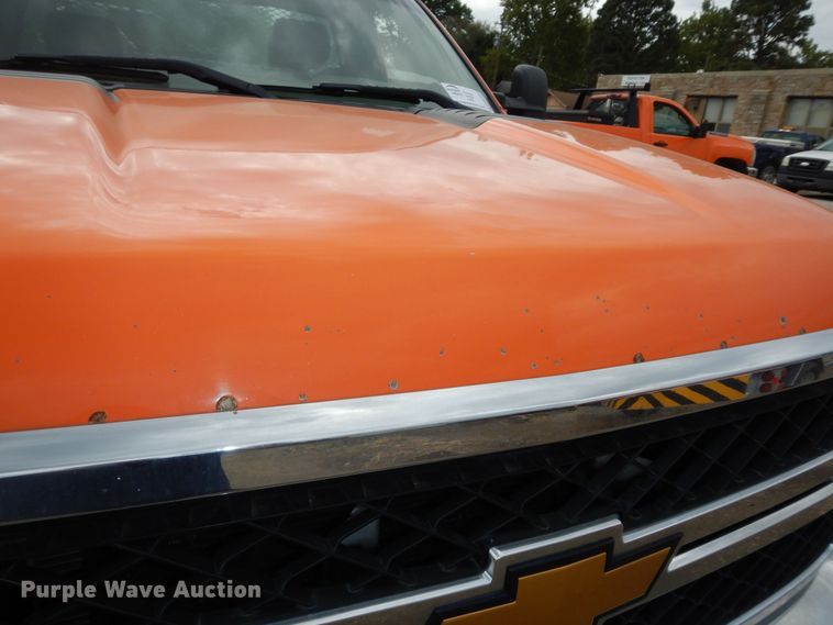 image for item DM3157 2012 Chevrolet Silverado 2500HD  pickup truck