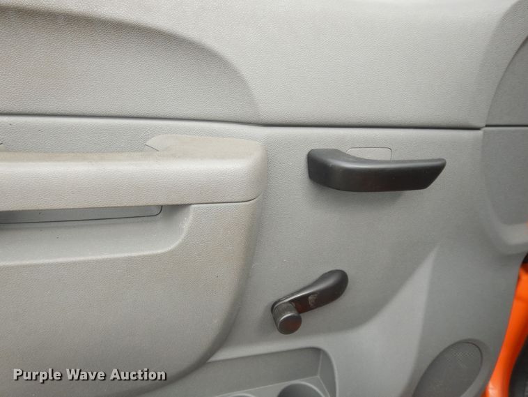 image for item DM3157 2012 Chevrolet Silverado 2500HD  pickup truck