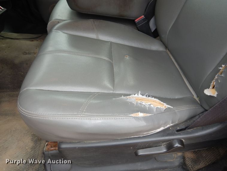 image for item DM3157 2012 Chevrolet Silverado 2500HD  pickup truck