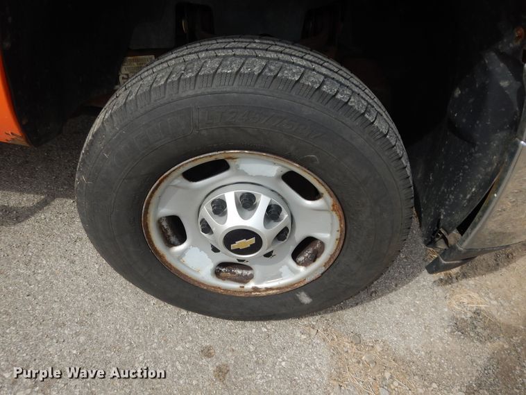 image for item DM3157 2012 Chevrolet Silverado 2500HD  pickup truck