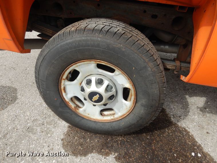 image for item DM3157 2012 Chevrolet Silverado 2500HD  pickup truck