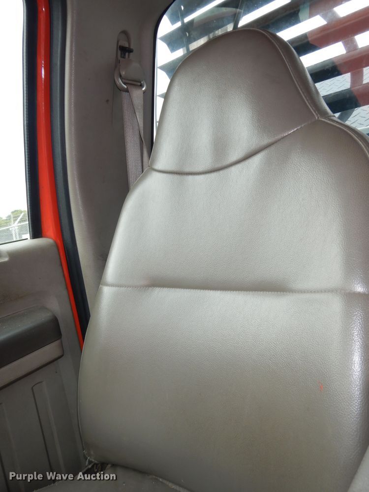 image for item DM3159 2008 Ford F250 Super Duty XL  pickup truck