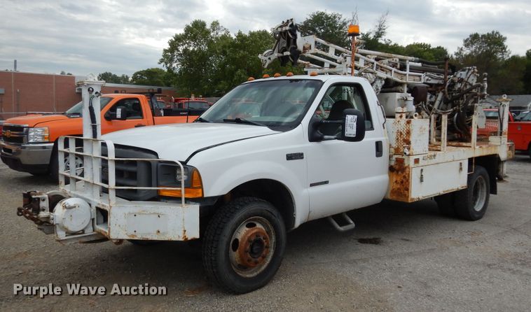 image for item DM3160 2000 Ford F550 Super Duty XL  drilling rig truck