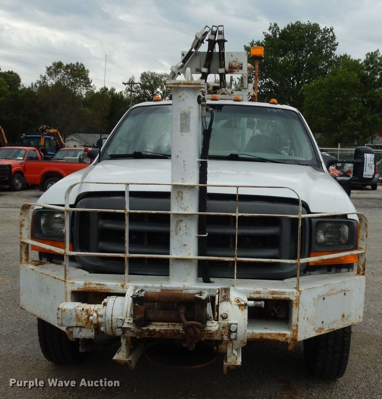 image for item DM3160 2000 Ford F550 Super Duty XL  drilling rig truck
