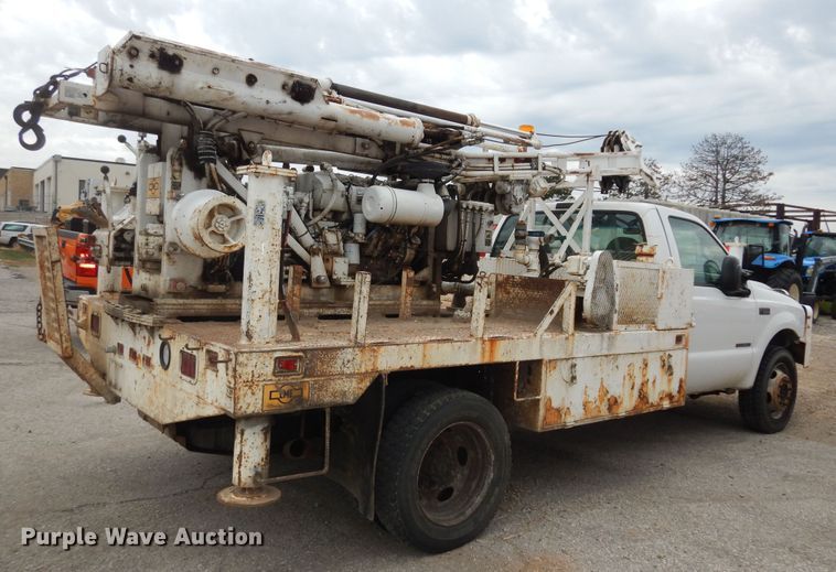image for item DM3160 2000 Ford F550 Super Duty XL  drilling rig truck