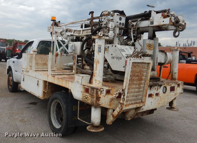 image for item DM3160 2000 Ford F550 Super Duty XL  drilling rig truck