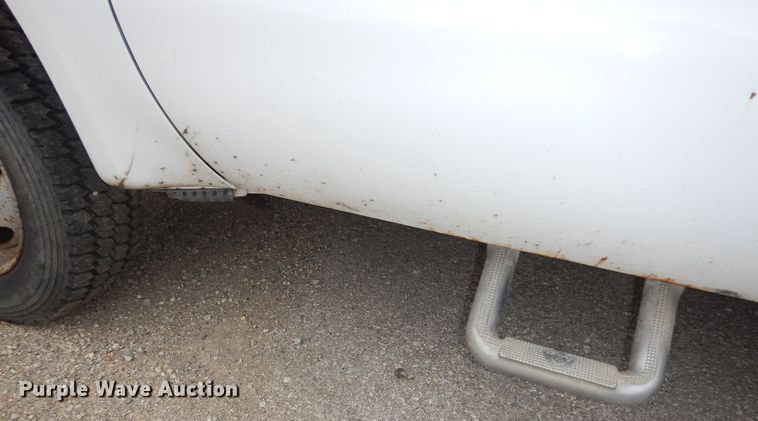 image for item DM3160 2000 Ford F550 Super Duty XL  drilling rig truck