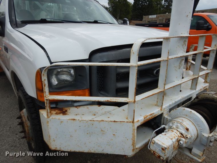 image for item DM3160 2000 Ford F550 Super Duty XL  drilling rig truck