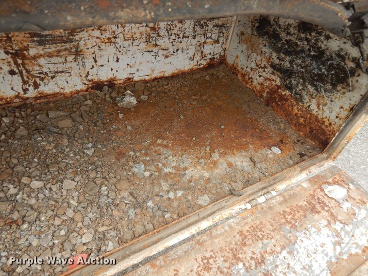 image for item DM3160 2000 Ford F550 Super Duty XL  drilling rig truck