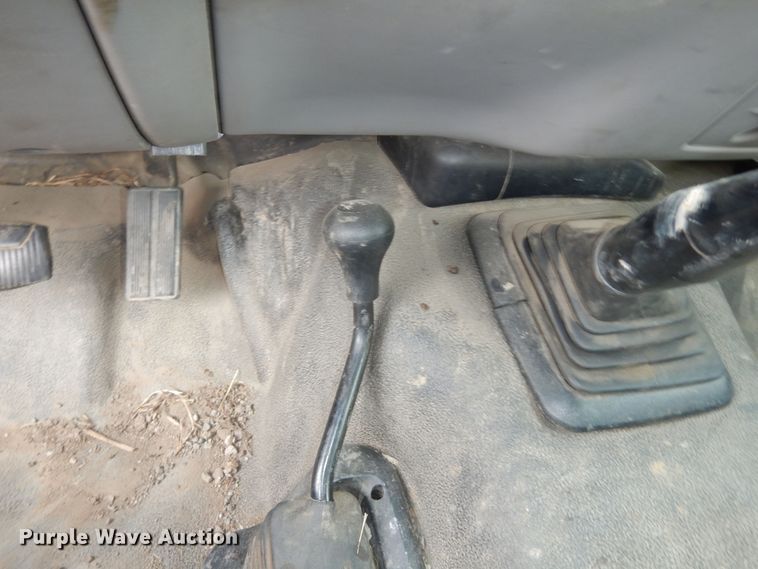 image for item DM3160 2000 Ford F550 Super Duty XL  drilling rig truck