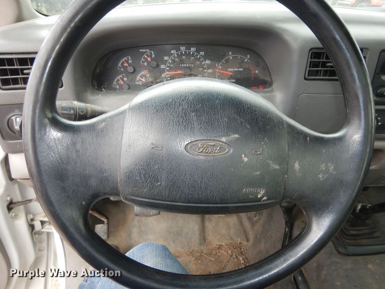 image for item DM3160 2000 Ford F550 Super Duty XL  drilling rig truck