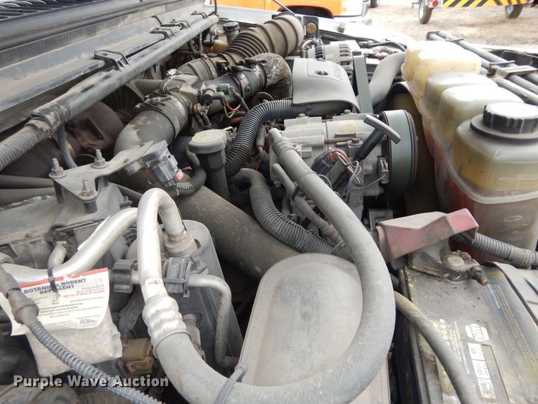 image for item DM3160 2000 Ford F550 Super Duty XL  drilling rig truck