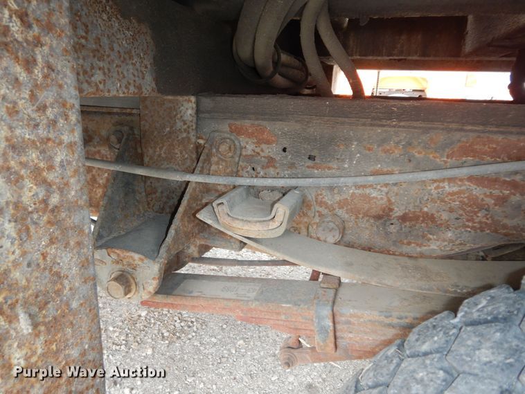 image for item DM3160 2000 Ford F550 Super Duty XL  drilling rig truck