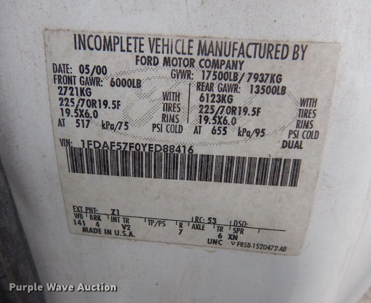 image for item DM3160 2000 Ford F550 Super Duty XL  drilling rig truck