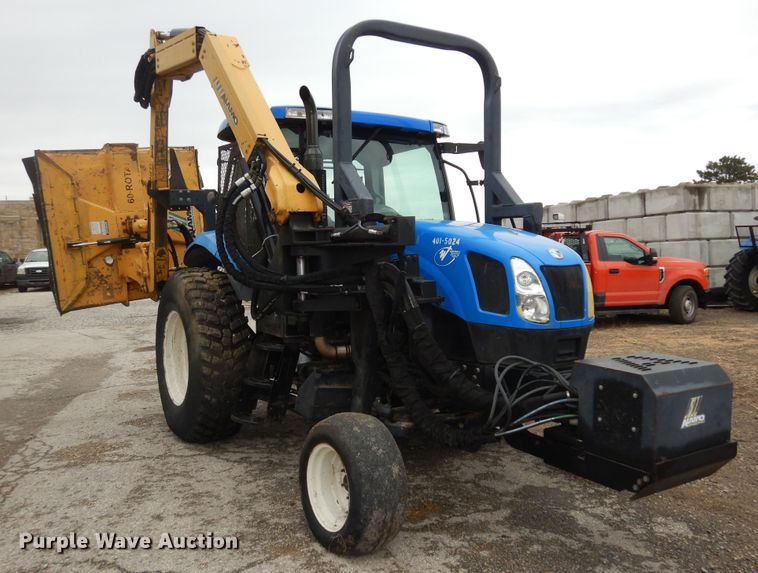 image for item DM3166 2004 New Holland TS115A  tractor