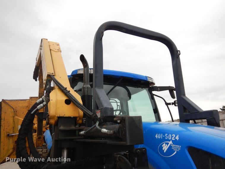 image for item DM3166 2004 New Holland TS115A  tractor