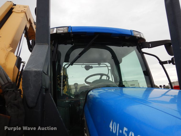 image for item DM3166 2004 New Holland TS115A  tractor