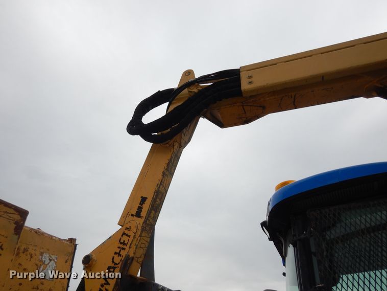 image for item DM3166 2004 New Holland TS115A  tractor