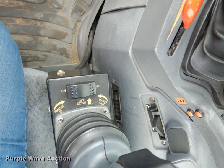 image for item DM3166 2004 New Holland TS115A  tractor