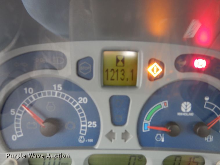 image for item DM3166 2004 New Holland TS115A  tractor