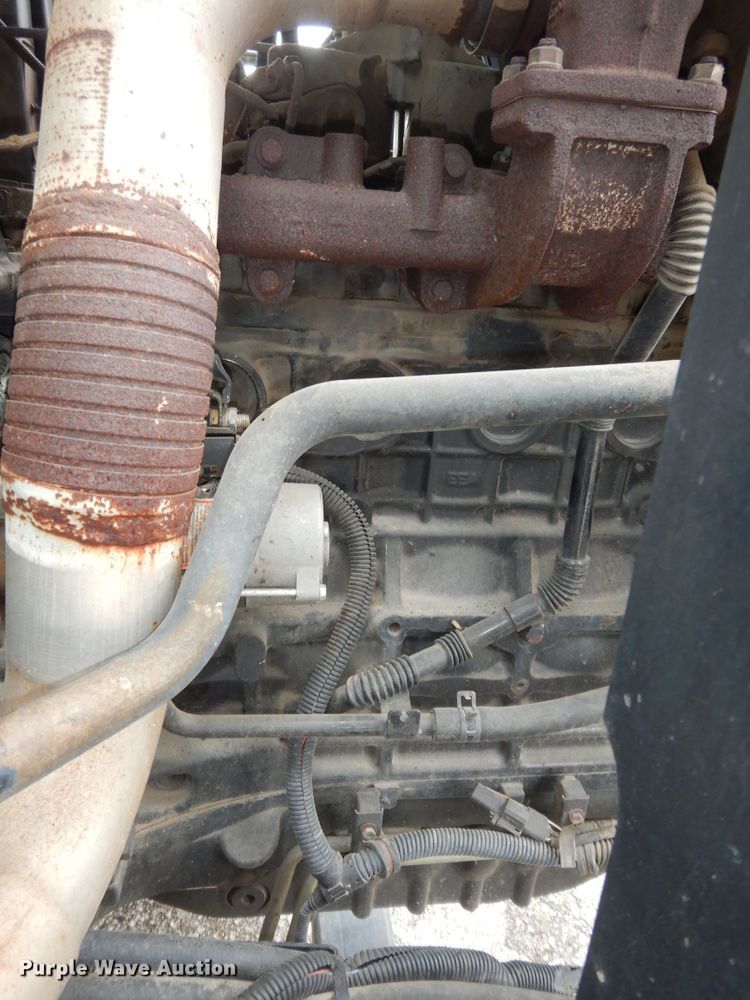 image for item DM3166 2004 New Holland TS115A  tractor