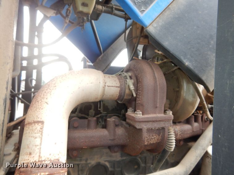 image for item DM3166 2004 New Holland TS115A  tractor