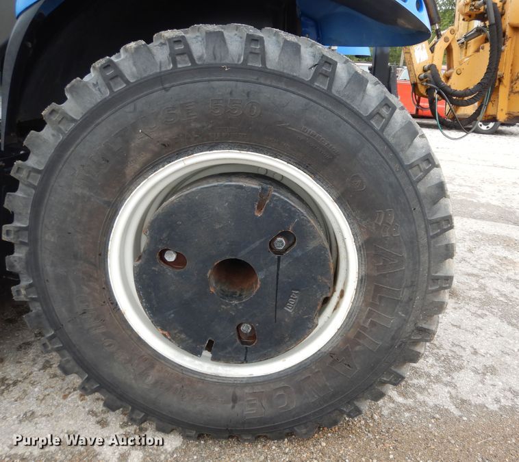 image for item DM3166 2004 New Holland TS115A  tractor