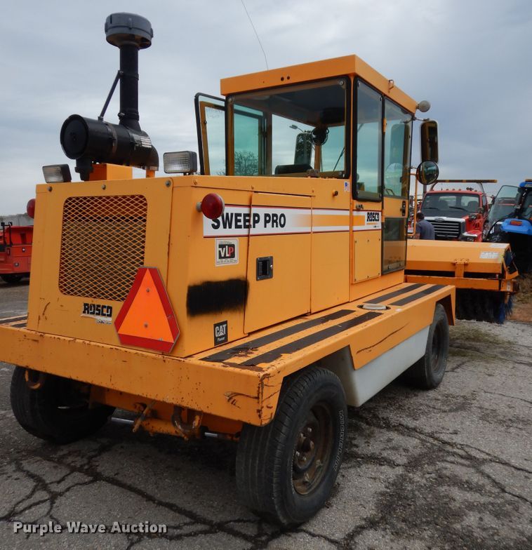 image for item DM3167 2007 Rosco 4830 Sweeper Pro  broom