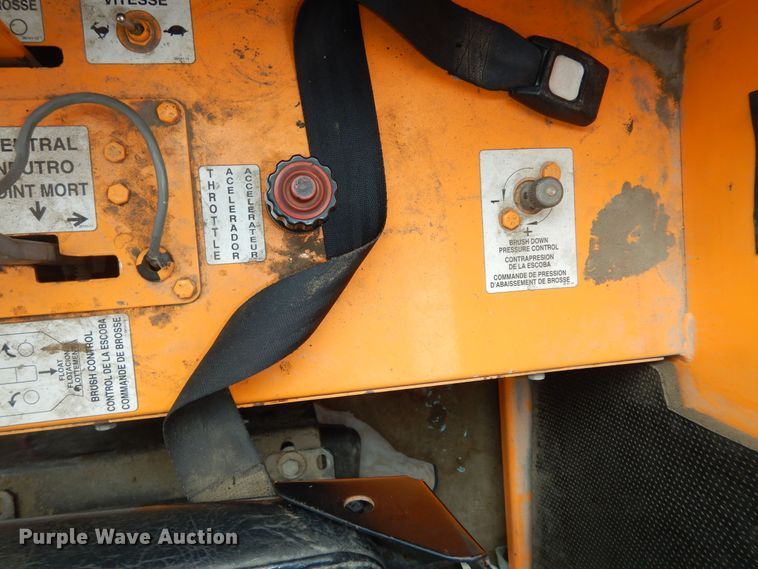 image for item DM3167 2007 Rosco 4830 Sweeper Pro  broom