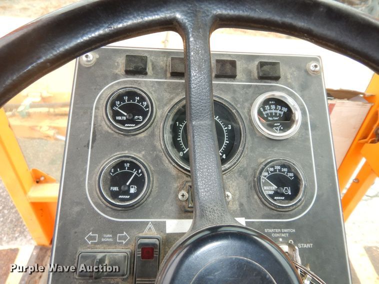 image for item DM3167 2007 Rosco 4830 Sweeper Pro  broom