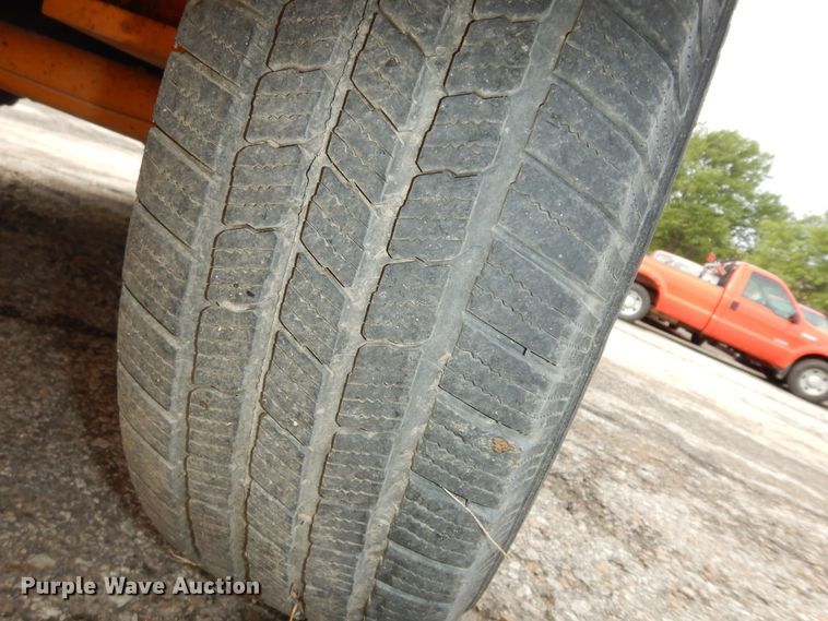 image for item DM3167 2007 Rosco 4830 Sweeper Pro  broom