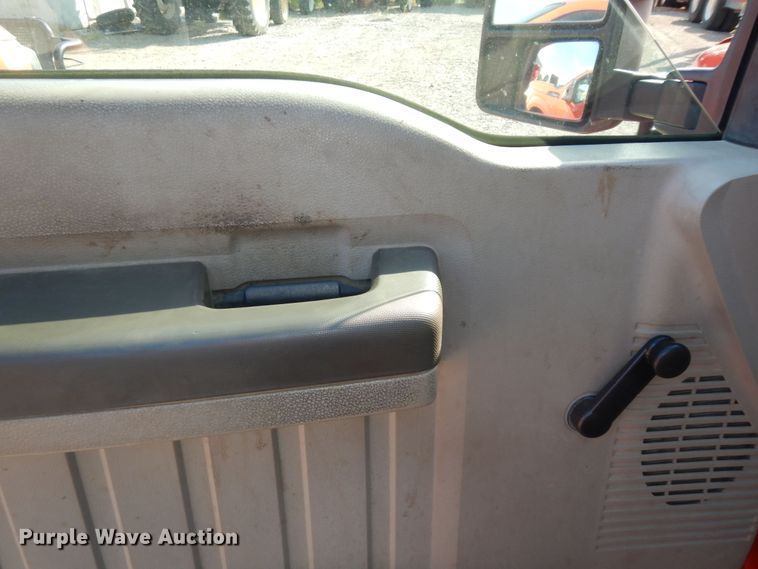 image for item DM3173 2008 Ford F250 Super Duty XL  pickup truck