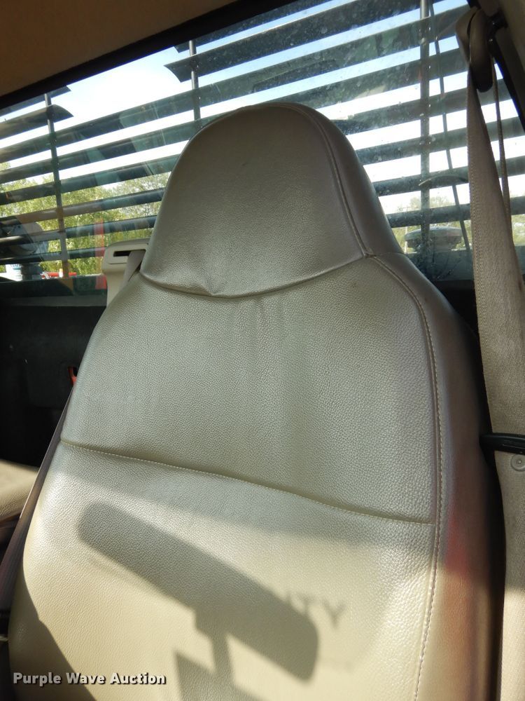 image for item DM3173 2008 Ford F250 Super Duty XL  pickup truck