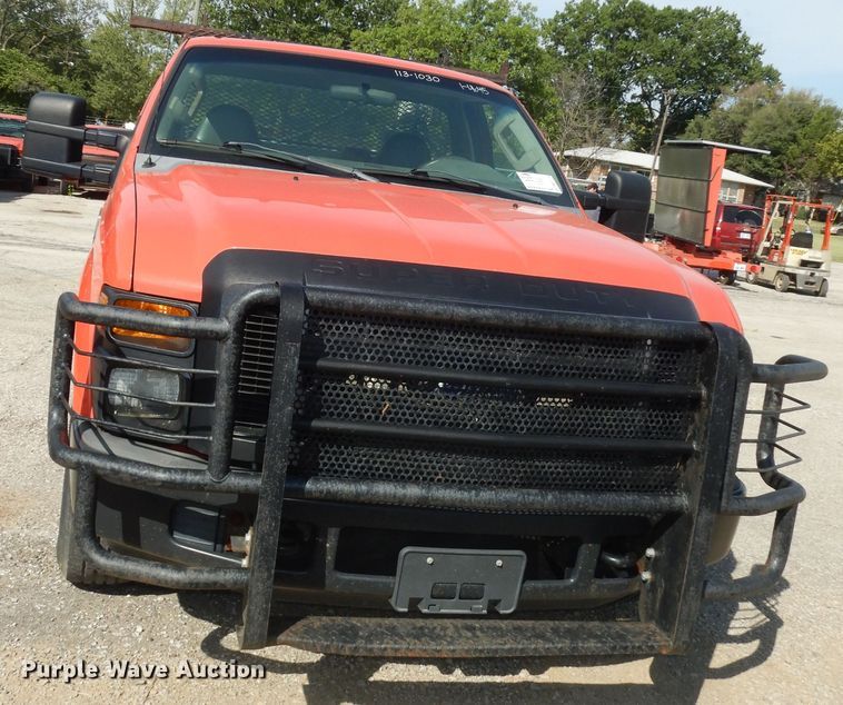 image for item DM3174 2010 Ford F250 Super Duty XL  pickup truck