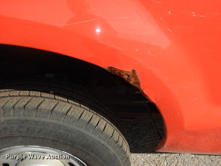 image for item DM3174 2010 Ford F250 Super Duty XL  pickup truck