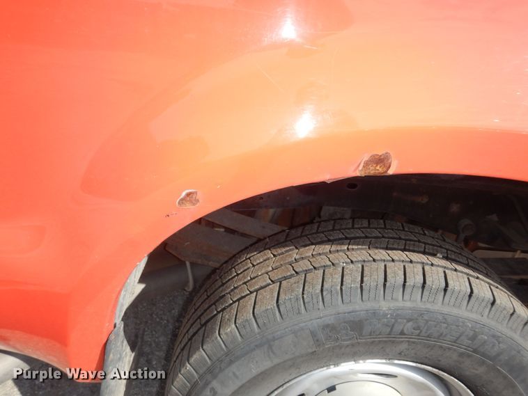 image for item DM3174 2010 Ford F250 Super Duty XL  pickup truck