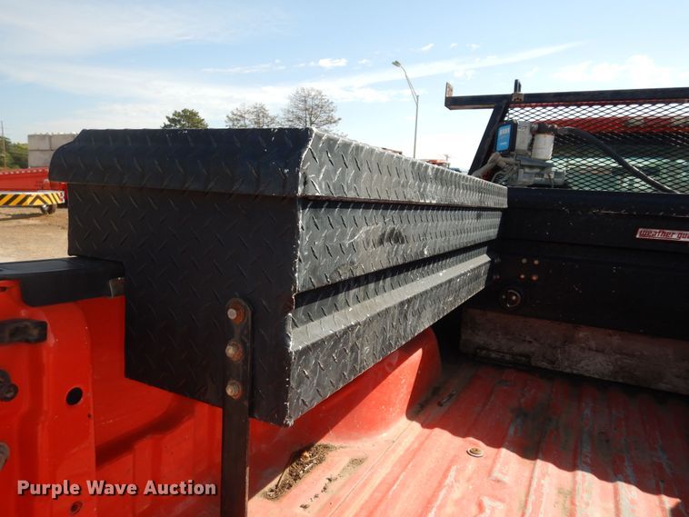 image for item DM3174 2010 Ford F250 Super Duty XL  pickup truck