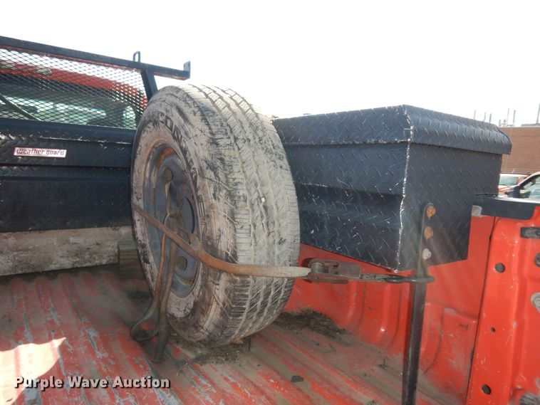 image for item DM3174 2010 Ford F250 Super Duty XL  pickup truck